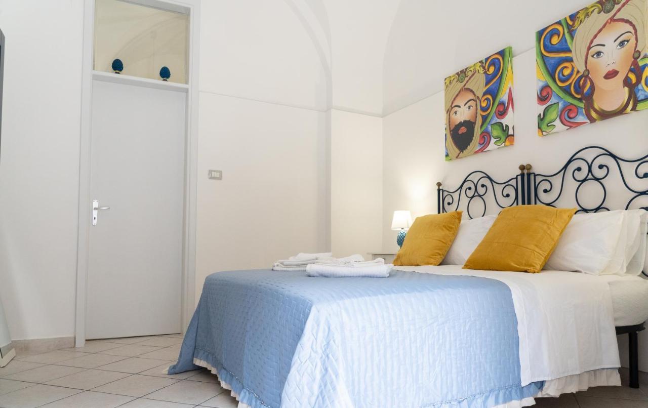 Antico Cortile Siciliano Apartment Catania Bagian luar foto